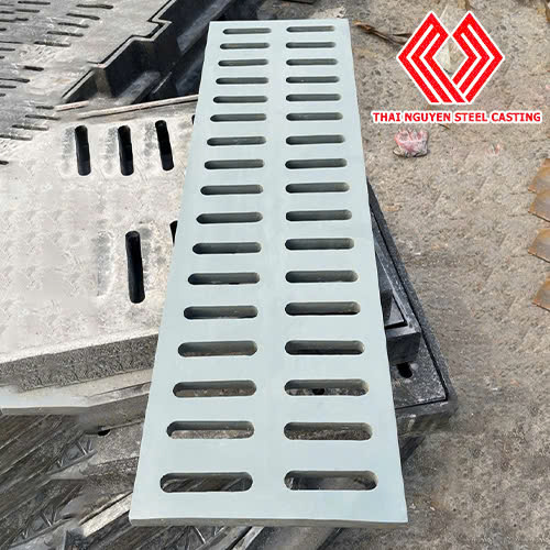 Composite gully grate